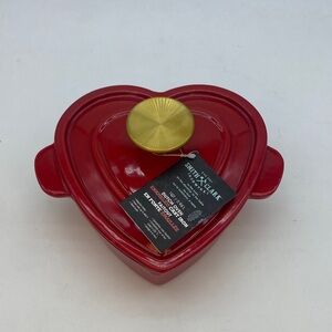 Smith & Clark Ironworks 1qt Cast Iron heart shaped Dutch Oven